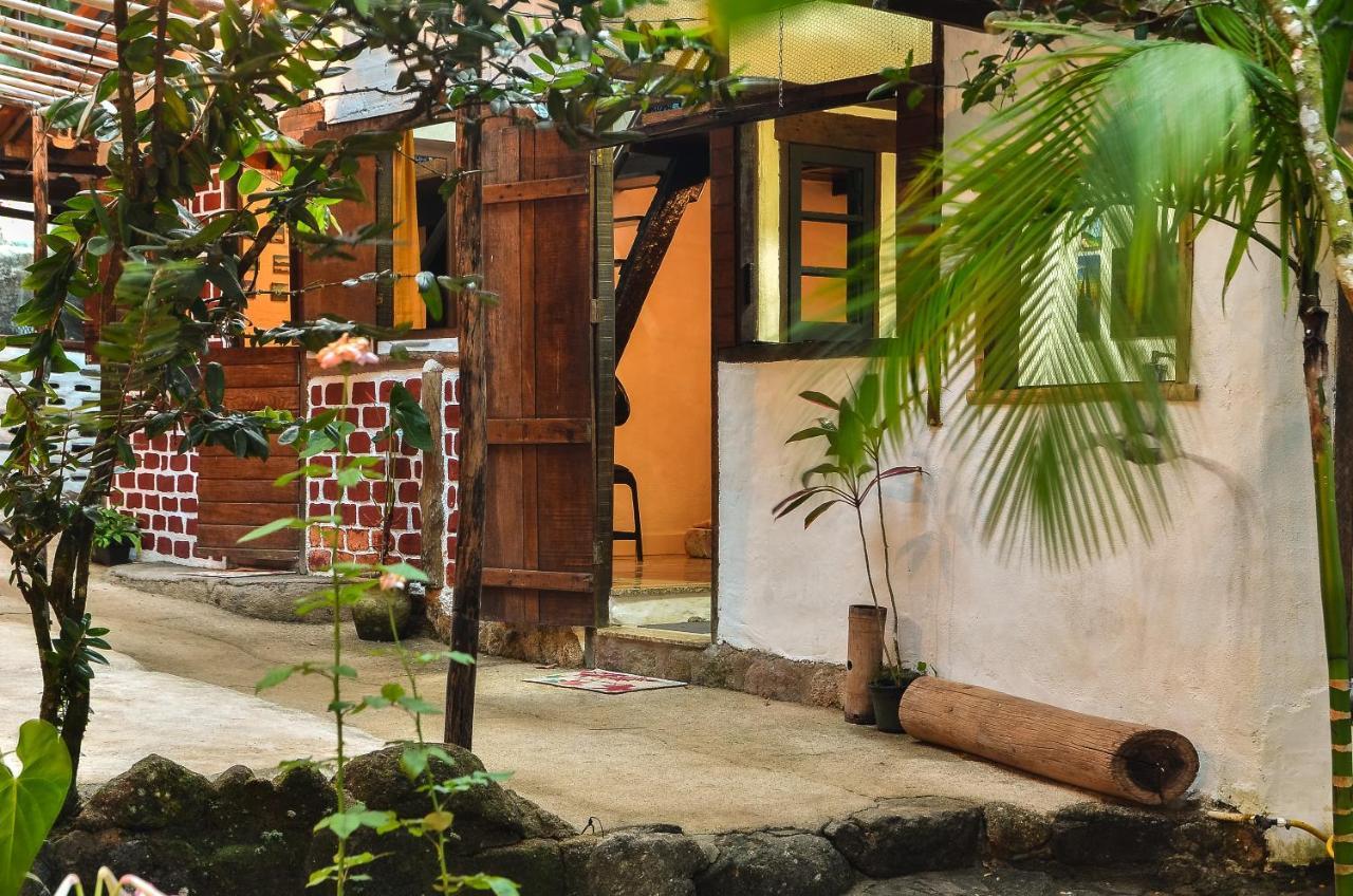 Ready Camp E Suites Da Cachoeira Илья-Гранди Экстерьер фото