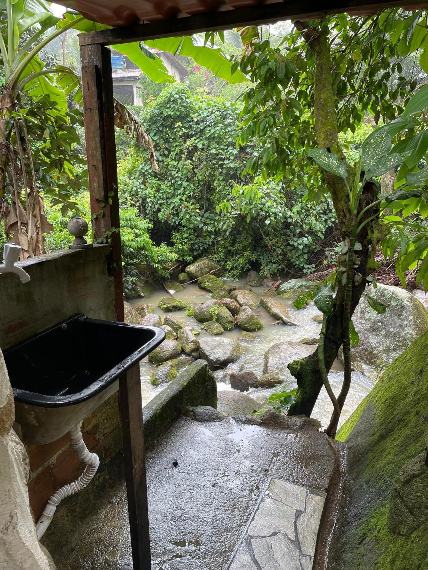 Ready Camp E Suites Da Cachoeira Илья-Гранди Экстерьер фото